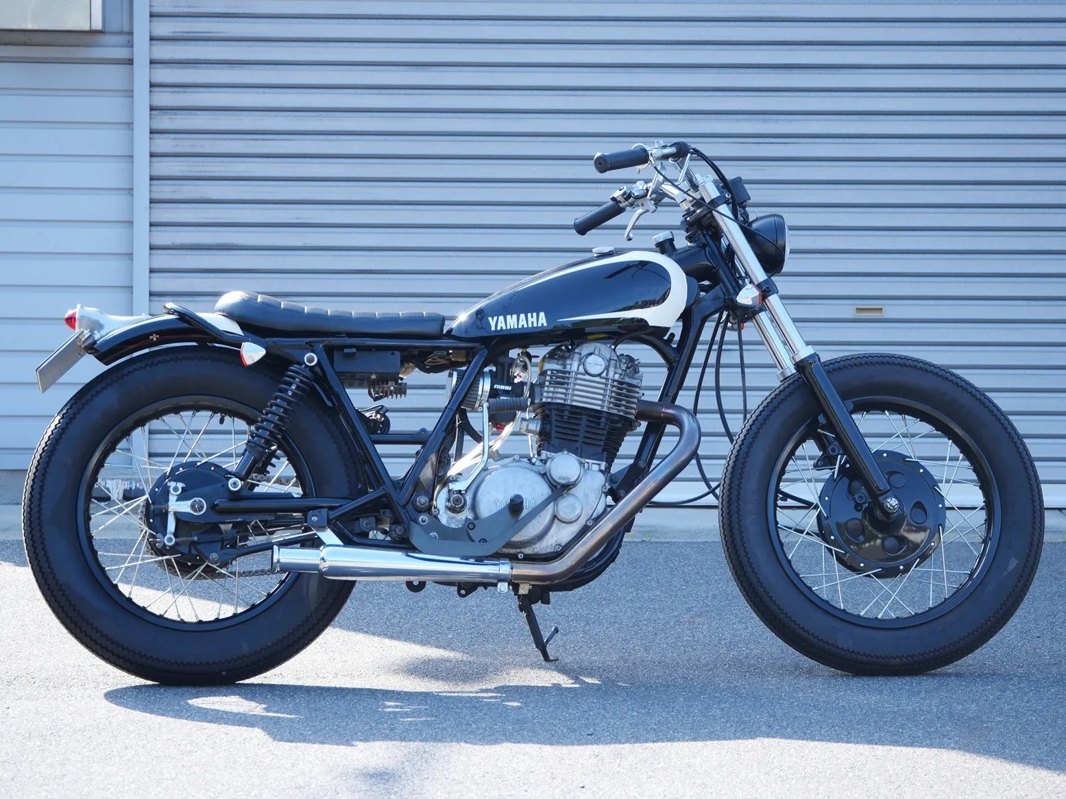 FOR SALE!!人気のSR400!!